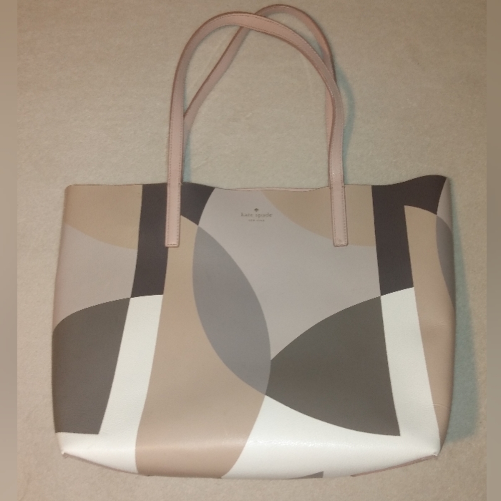 Authentic Kate Spade Leather Reversible Geometric Tote Bag.